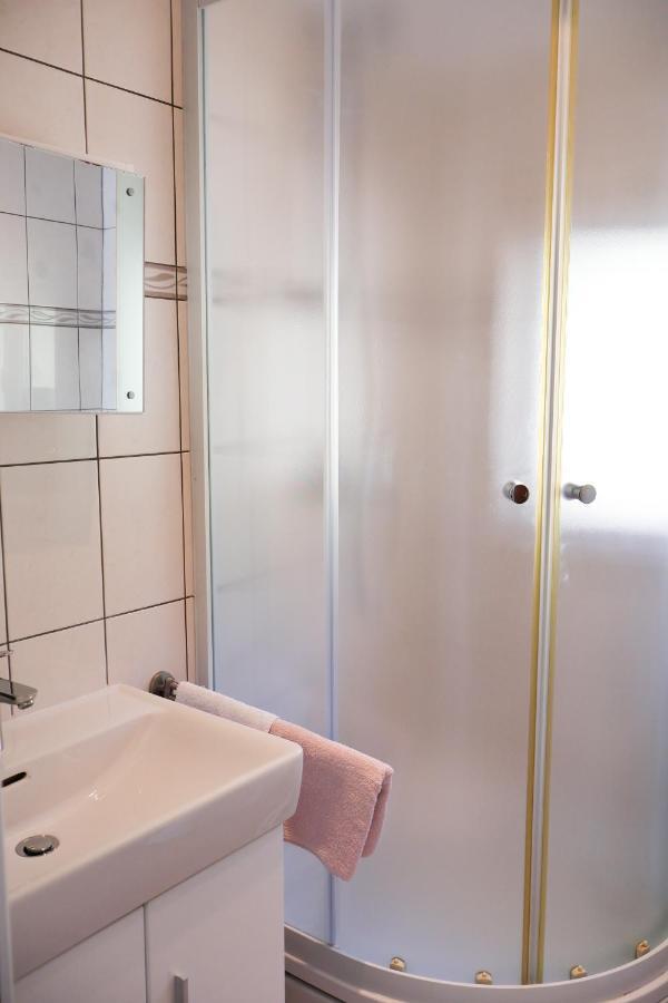 Apartman Klara Lumbarda Exteriör bild