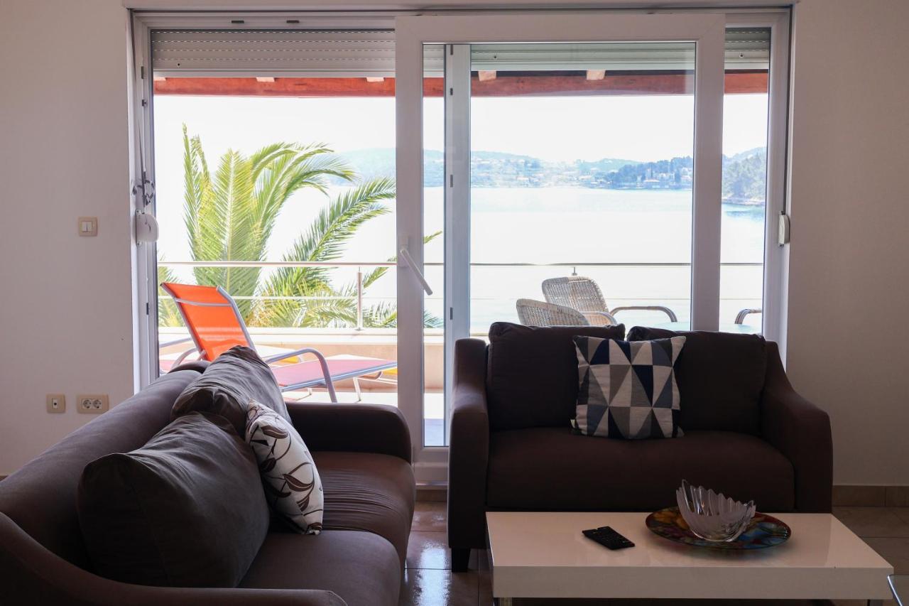 Apartman Klara Lumbarda Exteriör bild
